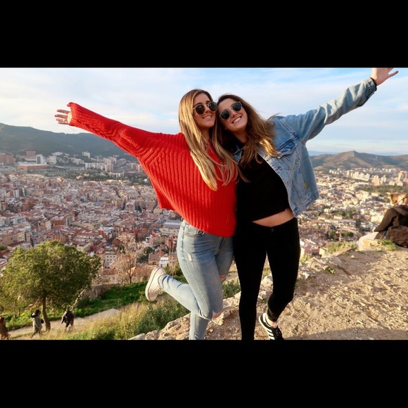 Thick Red Knit Sweater - Picture 1 of 4
